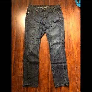 Old Navy Sweetheart Jeans 👖